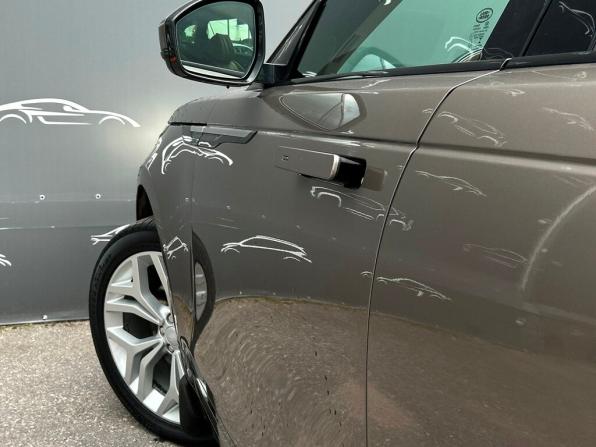 Land Rover Range Rover Velar I с пробегом 2017 года, цена 3 708 200 рублей, 113798 км, внедорожник, Автокод Объявления