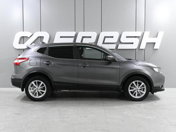 Nissan Qashqai II с пробегом 2017 года, цена 1 679 000 рублей, 150452 км, внедорожник, Автокод Объявления