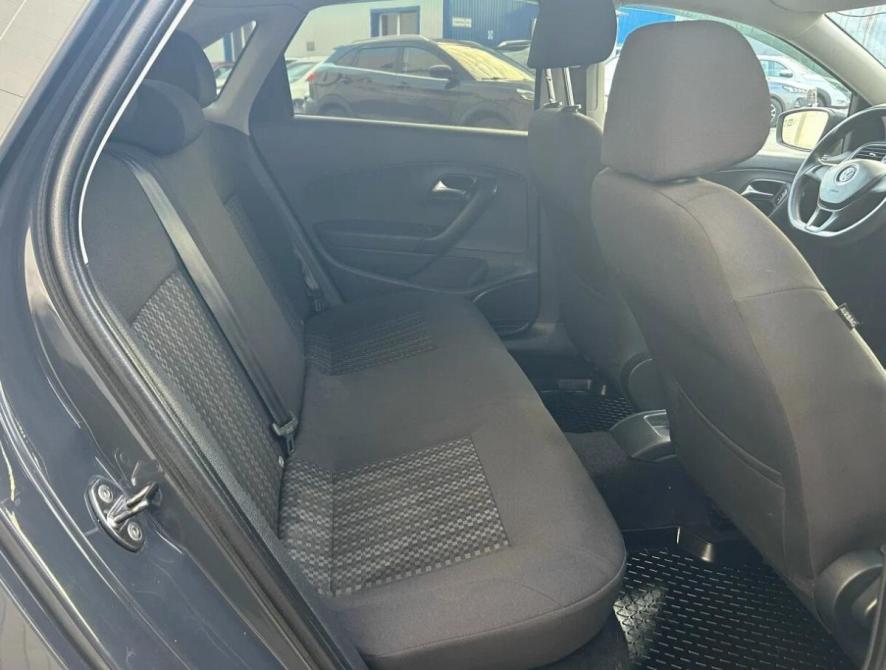 Volkswagen Polo V Рестайлинг Санкт-Петербург  - изображение 14