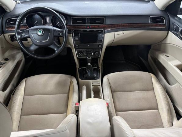 Skoda Superb II с пробегом 2013 года, цена 749 000 рублей, 389000 км, лифтбек, Автокод Объявления