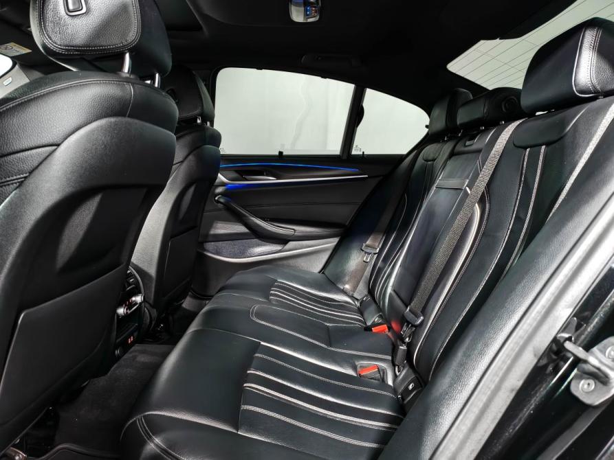 BMW 5 серии VII (G30/G31/G38) Рестайлинг Санкт-Петербург  - изображение 14