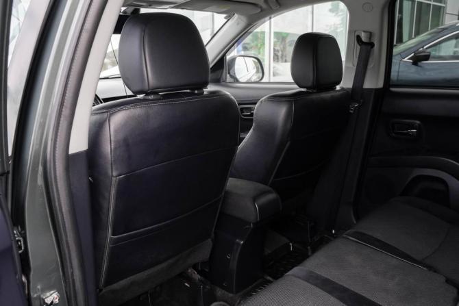 Citroen C-Crosser с пробегом 2012 года, цена 1 300 000 рублей, 79129 км, внедорожник, Автокод Объявления