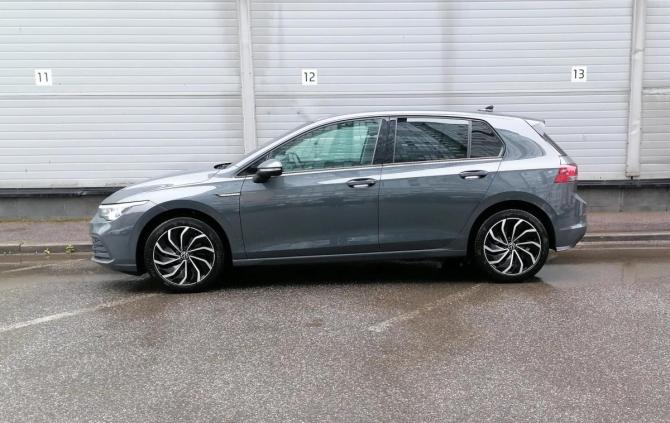 Volkswagen Golf VIII с пробегом 2020 года, цена 1 949 000 рублей, 103510 км, хэтчбек, Автокод Объявления