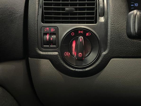 Volkswagen Golf IV с пробегом 2000 года, цена 333 000 рублей, 447209 км, универсал, Автокод Объявления