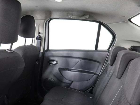 Renault Logan II Рестайлинг с пробегом 2021 года, цена 1 197 000 рублей, 96110 км, седан, Автокод Объявления