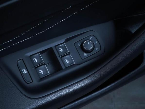 Volkswagen Arteon I Рестайлинг с пробегом 2021 года, цена 5 048 055 рублей, 46589 км, универсал, Автокод Объявления