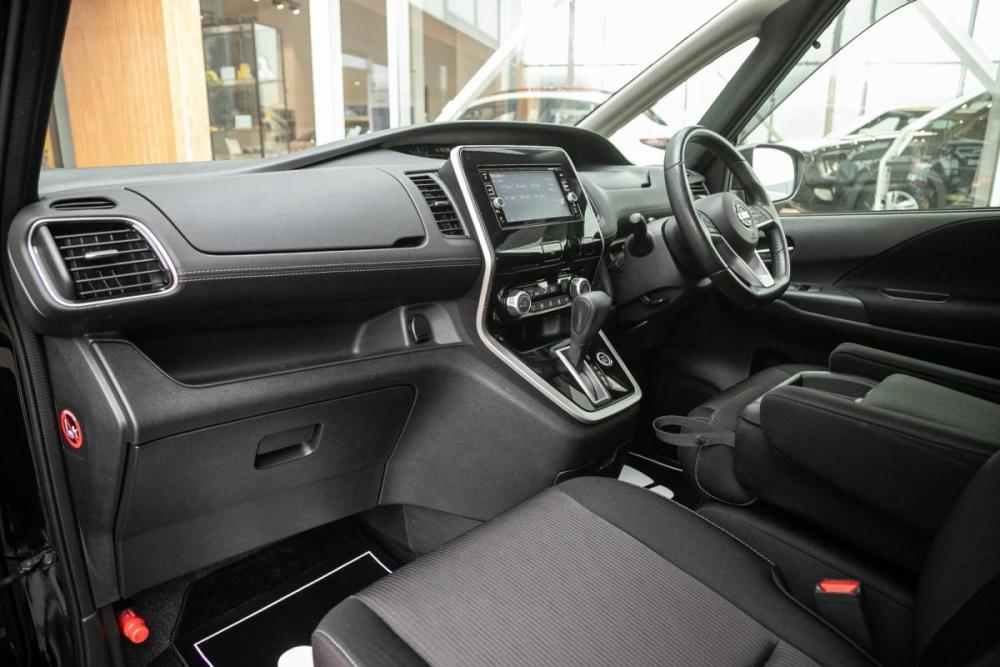 Nissan Serena V (C27) Иркутск  - изображение 19