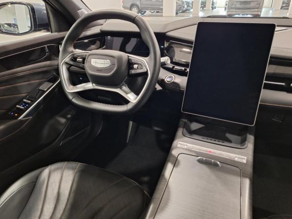 Geely Preface I с пробегом 2024 года, цена 2 650 000 рублей, 16041 км, седан, Автокод Объявления