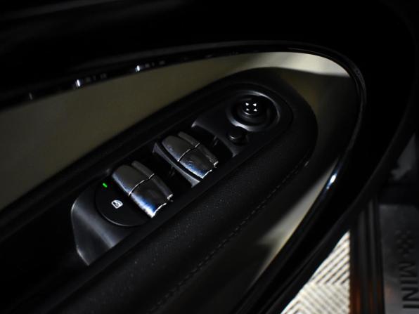 Mini Countryman I с пробегом 2013 года, цена 1 230 000 рублей, 142277 км, внедорожник, Автокод Объявления