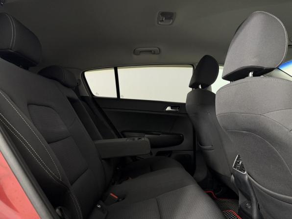 Kia Sportage IV с пробегом 2018 года, цена 1 900 000 рублей, 125000 км, внедорожник, Автокод Объявления