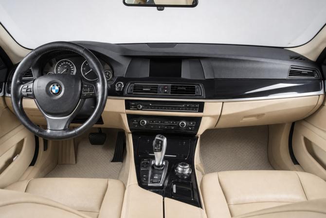 BMW 5 серии VI (F10/F11/F07) с пробегом 2013 года, цена 2 029 000 рублей, 250246 км, седан, Автокод Объявления