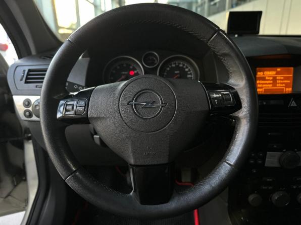 Opel Astra H Рестайлинг с пробегом 2008 года, цена 399 000 рублей, 217771 км, хэтчбек, Автокод Объявления