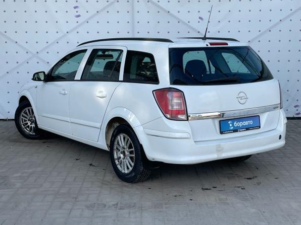 Opel Astra H Рестайлинг с пробегом 2008 года, цена 450 000 рублей, 175672 км, седан, Автокод Объявления