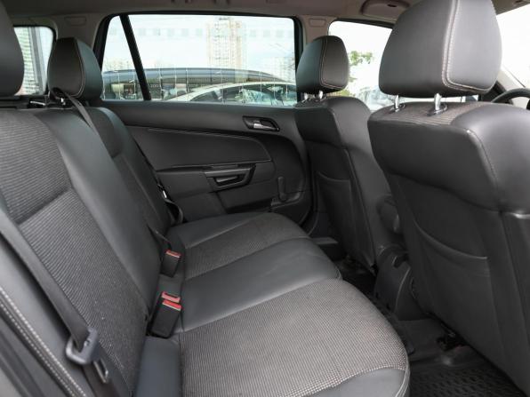 Opel Astra H Рестайлинг с пробегом 2011 года, цена 649 000 рублей, 188226 км, универсал, Автокод Объявления