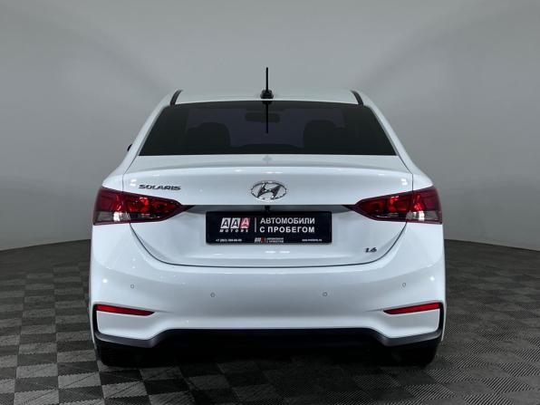 Hyundai Solaris II с пробегом 2017 года, цена 1 397 000 рублей, 87822 км, седан, Автокод Объявления