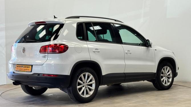 Volkswagen Tiguan I Рестайлинг с пробегом 2016 года, цена 1 540 000 рублей, 107248 км, внедорожник, Автокод Объявления