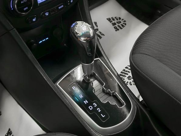 Hyundai Solaris I с пробегом 2012 года, цена 650 000 рублей, 279775 км, седан, Автокод Объявления