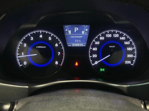 Hyundai Solaris I с пробегом 2013 года, цена 860 000 рублей, 208824 км, седан, Автокод Объявления
