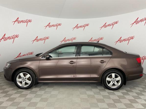 Volkswagen Jetta VI с пробегом 2014 года, цена 1 350 000 рублей, 72245 км, седан, Автокод Объявления