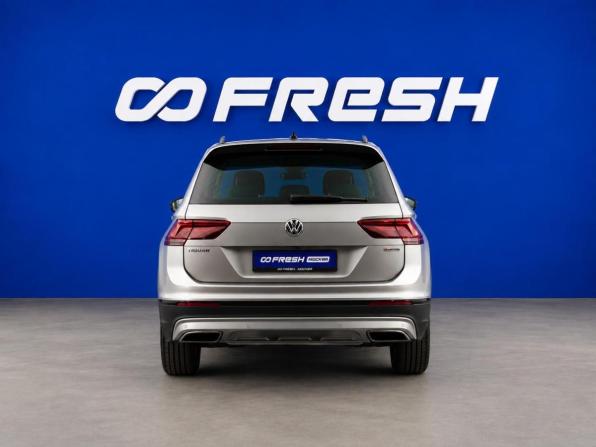 Volkswagen Tiguan II с пробегом 2019 года, цена 2 278 444 рубля, 124254 км, внедорожник, Автокод Объявления