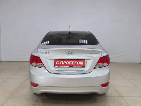 Hyundai Solaris I с пробегом 2013 года, цена 730 000 рублей, 129542 км, седан, Автокод Объявления