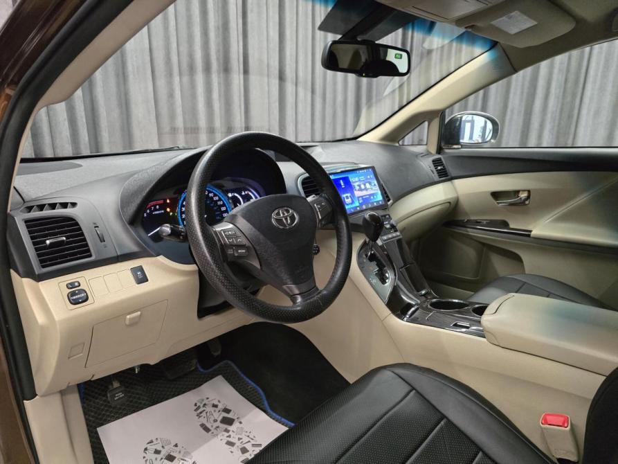 Toyota Venza I Красноярск  - изображение 11