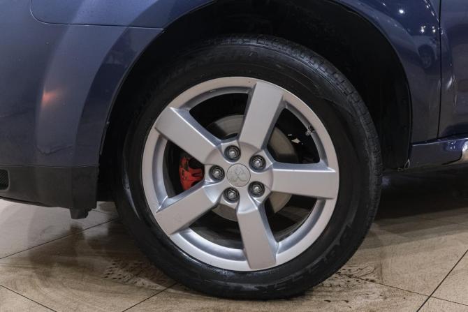 Mitsubishi Outlander II с пробегом 2008 года, цена 1 199 000 рублей, 220000 км, внедорожник, Автокод Объявления
