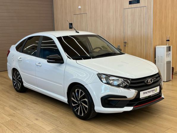 Lada (ВАЗ) Granta I Рестайлинг с пробегом 2023 года, цена 978 000 рублей, 38000 км, лифтбек, Автокод Объявления