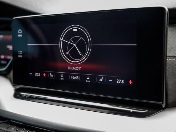Skoda Octavia IV (A8) с пробегом 2021 года, цена 2 528 000 рублей, 154275 км, лифтбек, Автокод Объявления