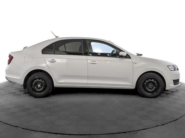 Skoda Rapid I Рестайлинг с пробегом 2019 года, цена 1 310 000 рублей, 89775 км, лифтбек, Автокод Объявления