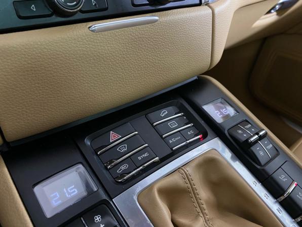 Porsche Macan I с пробегом 2015 года, цена 3 069 000 рублей, 165570 км, внедорожник, Автокод Объявления