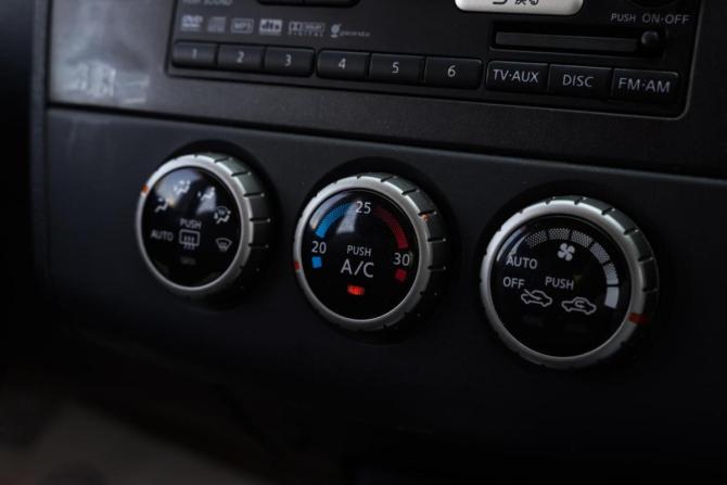 Nissan Tiida I с пробегом 2007 года, цена 689 000 рублей, 209000 км, хэтчбек, Автокод Объявления