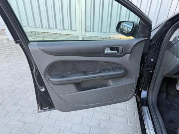 Ford Focus II с пробегом 2006 года, цена 449 000 рублей, 283154 км, седан, Автокод Объявления
