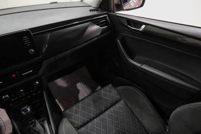 Skoda Rapid II с пробегом 2021 года, цена 2 099 000 рублей, 95000 км, лифтбек, Автокод Объявления