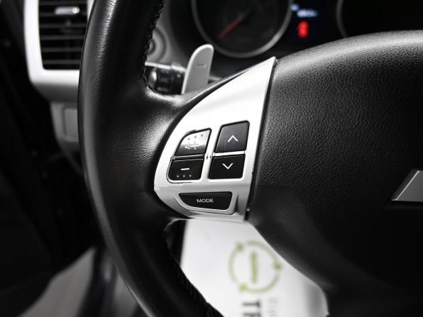 Mitsubishi Outlander II Рестайлинг с пробегом 2011 года, цена 995 000 рублей, 383295 км, внедорожник, Автокод Объявления