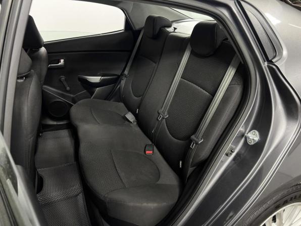Kia Rio III Рестайлинг с пробегом 2017 года, цена 1 155 900 рублей, 153296 км, седан, Автокод Объявления