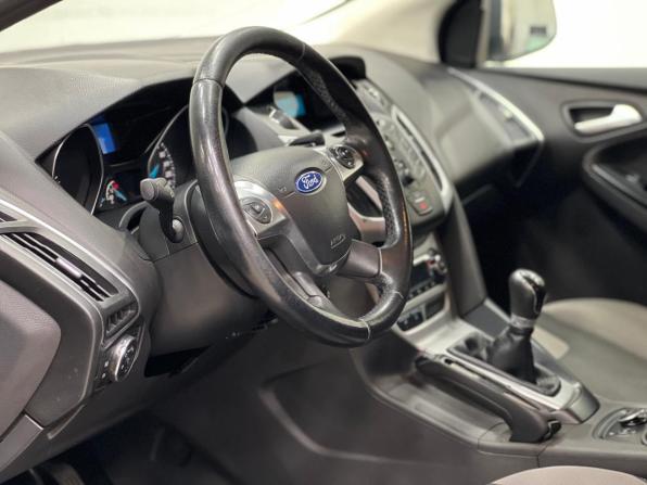 Ford Focus III с пробегом 2013 года, цена 549 000 рублей, 264000 км, седан, Автокод Объявления