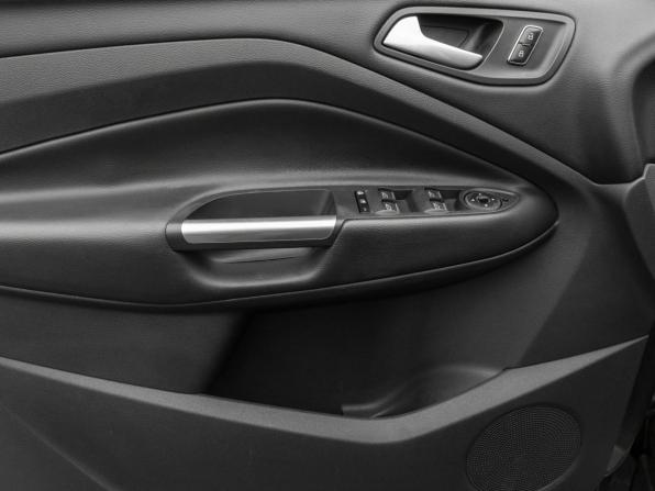 Ford Kuga II с пробегом 2016 года, цена 1 620 000 рублей, 105093 км, внедорожник, Автокод Объявления