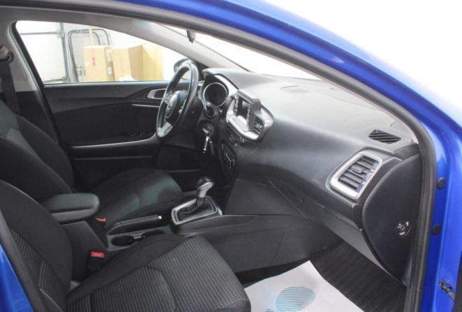 Kia Ceed III с пробегом 2019 года, цена 1 640 000 рублей, 64354 км, универсал, Автокод Объявления