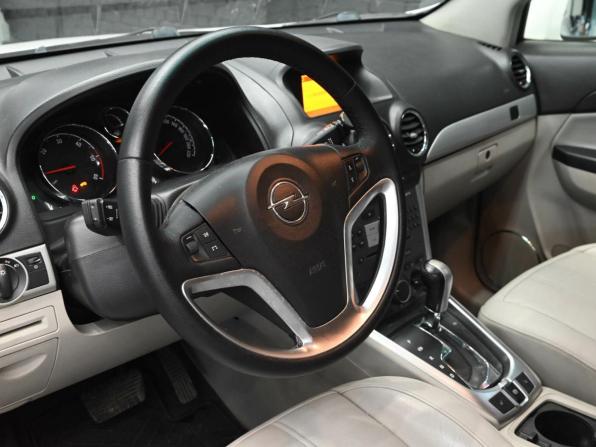 Opel Antara I Рестайлинг с пробегом 2012 года, цена 1 100 000 рублей, 156956 км, внедорожник, Автокод Объявления