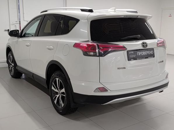 Toyota RAV4 IV (XA40) Рестайлинг с пробегом 2017 года, цена 1 851 000 рублей, 206062 км, внедорожник, Автокод Объявления