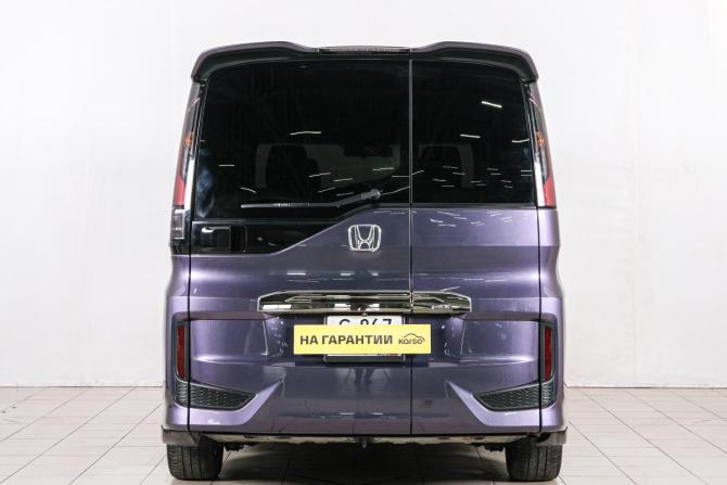Honda Stepwgn V с пробегом 2017 года, цена 2 149 000 рублей, 109950 км, минивэн, Автокод Объявления