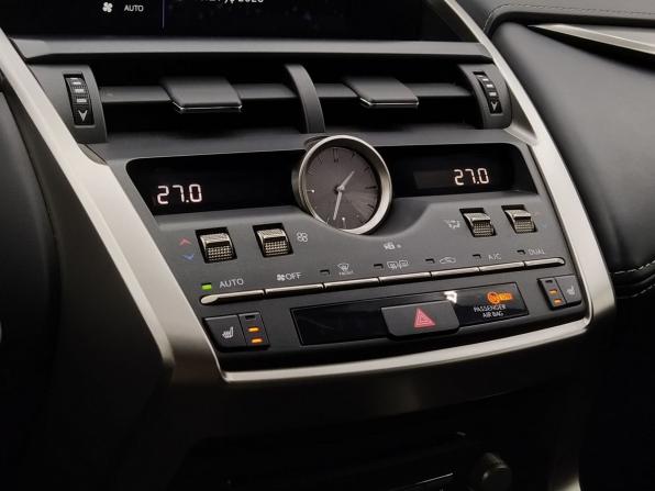 Lexus NX I Рестайлинг с пробегом 2020 года, цена 3 049 000 рублей, 160211 км, внедорожник, Автокод Объявления