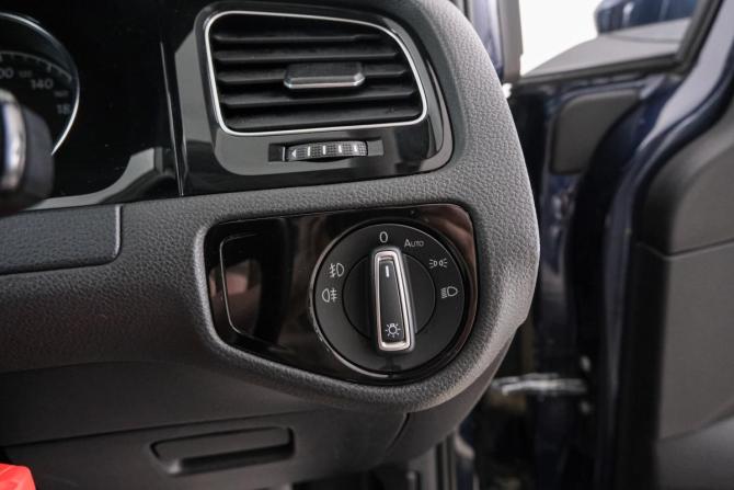 Volkswagen Golf VII с пробегом 2013 года, цена 1 249 000 рублей, 120000 км, хэтчбек, Автокод Объявления