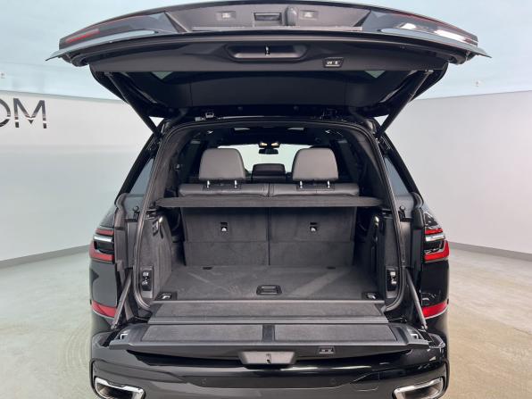 BMW X7 I (G07) Рестайлинг с пробегом 2022 года, цена 12 000 000 рублей, 38800 км, внедорожник, Автокод Объявления