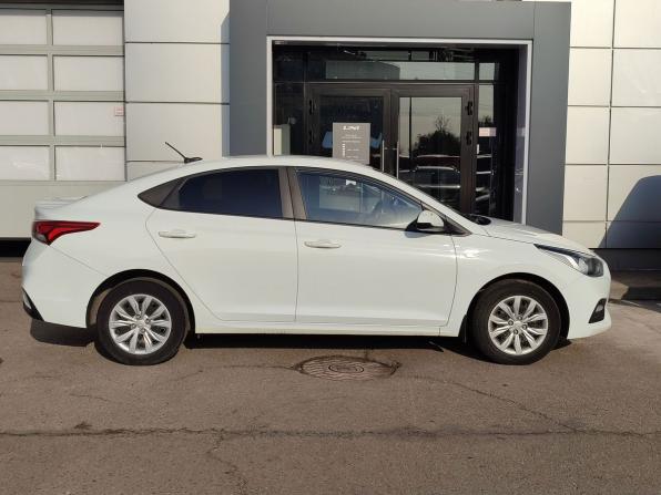 Hyundai Solaris II с пробегом 2019 года, цена 1 229 000 рублей, 191500 км, седан, Автокод Объявления