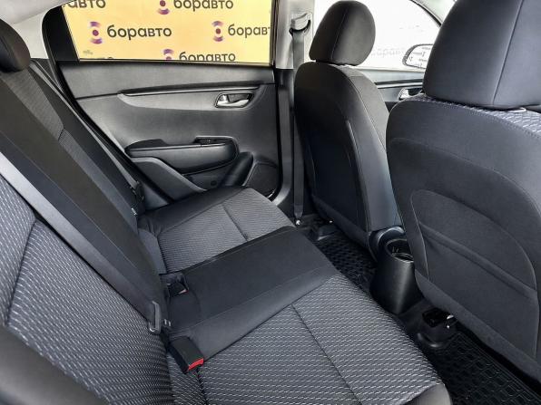 Kia Rio IV с пробегом 2017 года, цена 1 300 000 рублей, 121682 км, седан, Автокод Объявления