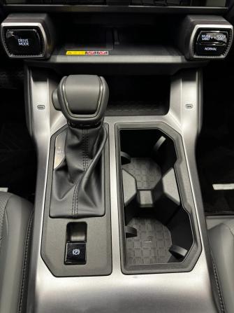 Toyota RAV4 VI (XA60) с пробегом 2026 года, цена 4 650 000 рублей, 17 км, внедорожник, Автокод Объявления
