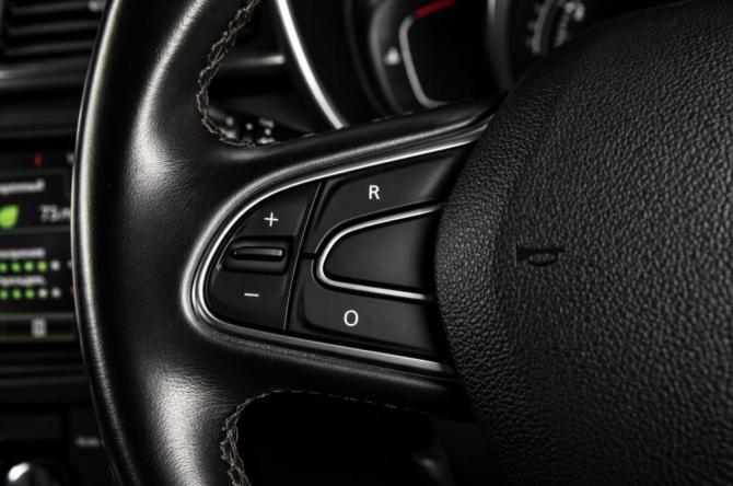 Renault Kadjar I с пробегом 2017 года, цена 1 719 000 рублей, 50000 км, внедорожник, Автокод Объявления