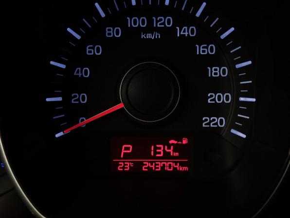 Kia Rio III Рестайлинг с пробегом 2015 года, цена 725 000 рублей, 243702 км, седан, Автокод Объявления